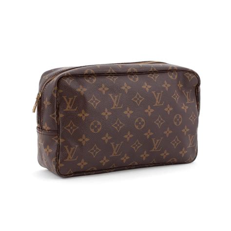 louis vuitton wash bag|louis Vuitton Bag with pouch.